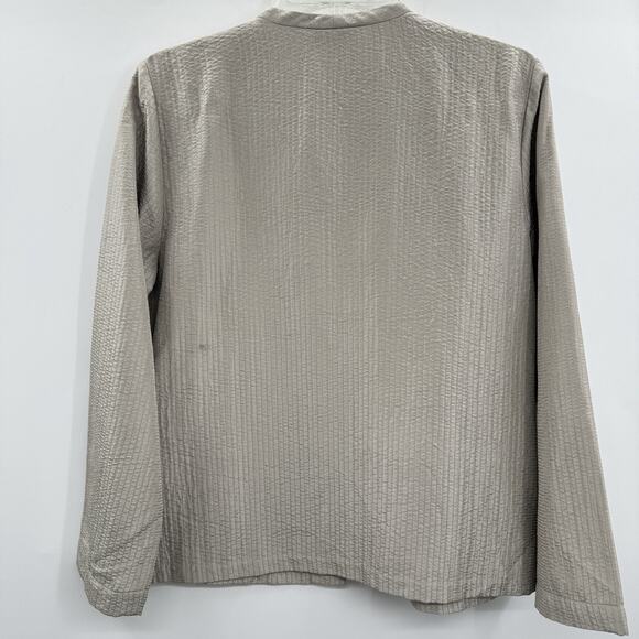 Eileen Fisher Silk Blend Textured Button Blouse Sz M Taupe Old Money Luxury - Picture 2 of 11